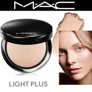 MAC Mineralize Skinfinish Natural in Light Plus Face Powder 0.35 oz